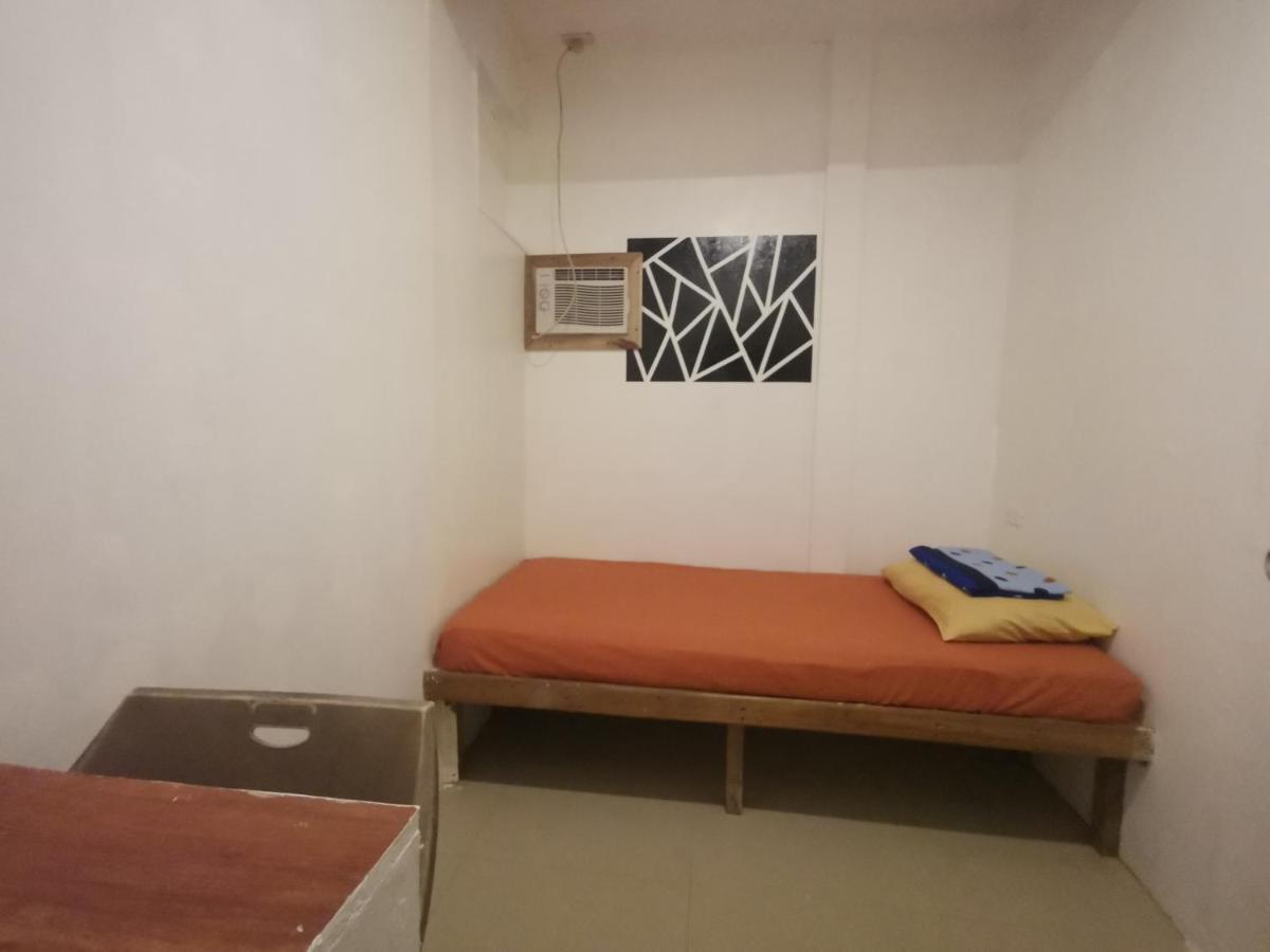 One Hostel - Ел Нидо Екстериор снимка