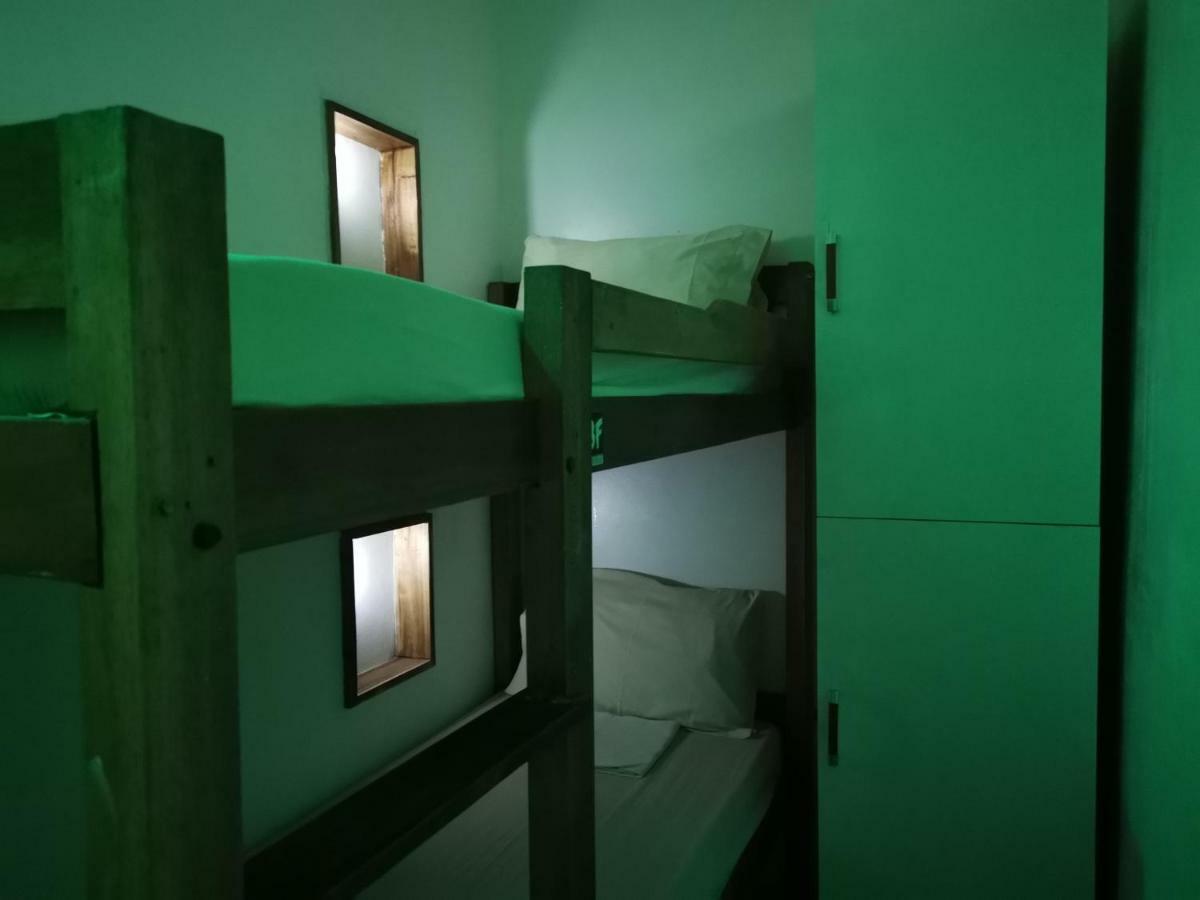 One Hostel - Ел Нидо Екстериор снимка